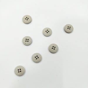 Bottoni riciclati in Canapa 11/15 mm - Grigio Perla (Set da 5)