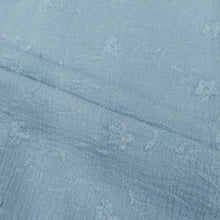 Carica l&#39;immagine nel visualizzatore di Gallery, Tessuto Mussola Ricamata - &quot;Flowers&quot; Azzurro Chiaro
