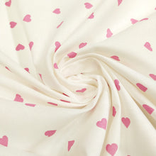 Carica l&#39;immagine nel visualizzatore di Gallery, Tessuto Cotone - &quot;Art Love&quot; Bianco-Rosa
