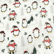 Carica l&#39;immagine nel visualizzatore di Gallery, Minky Liscio Fantasia - &quot;Ski Penguins&quot;
